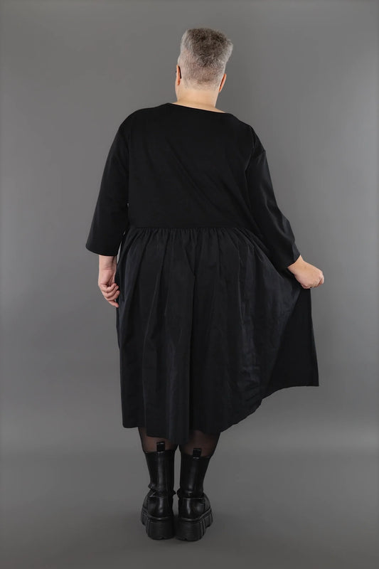 AKH Premium 6967 Kleid, Schwarz