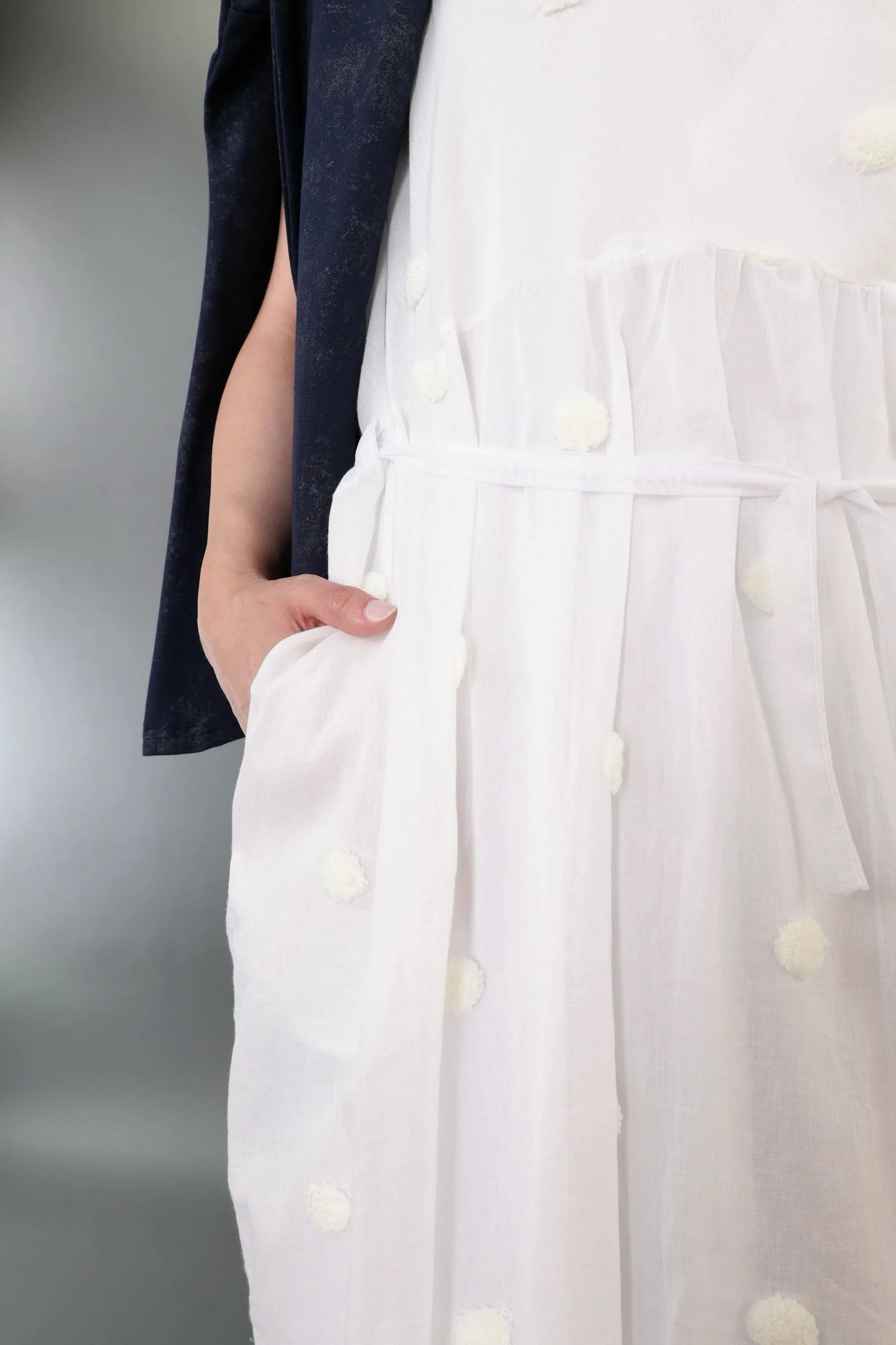 AKH Premium 7115 Kleid, Weiß