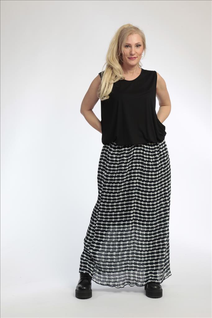 Summer skirt in a straight shape made of pleated quality, Violla graphic in black and white