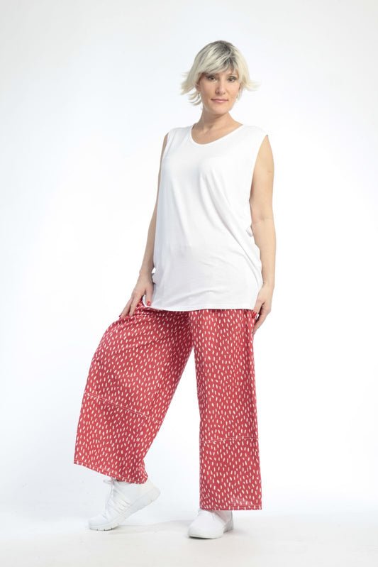 Summer trousers in a straight shape made of airy poplin quality, Baali in red