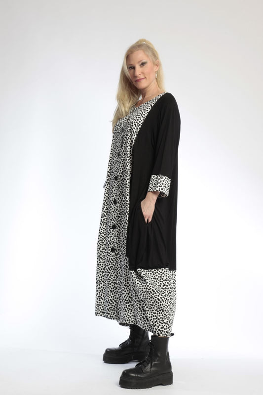 Summer coat in balloon shape made of jersey quality, Bon in black and white