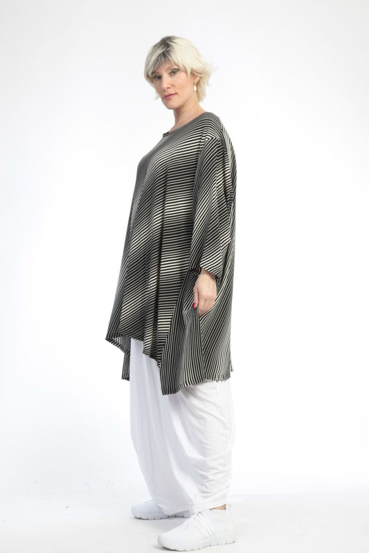 Summer big shirt in A-shape made of chiffon quality, Doppler in black and off-white