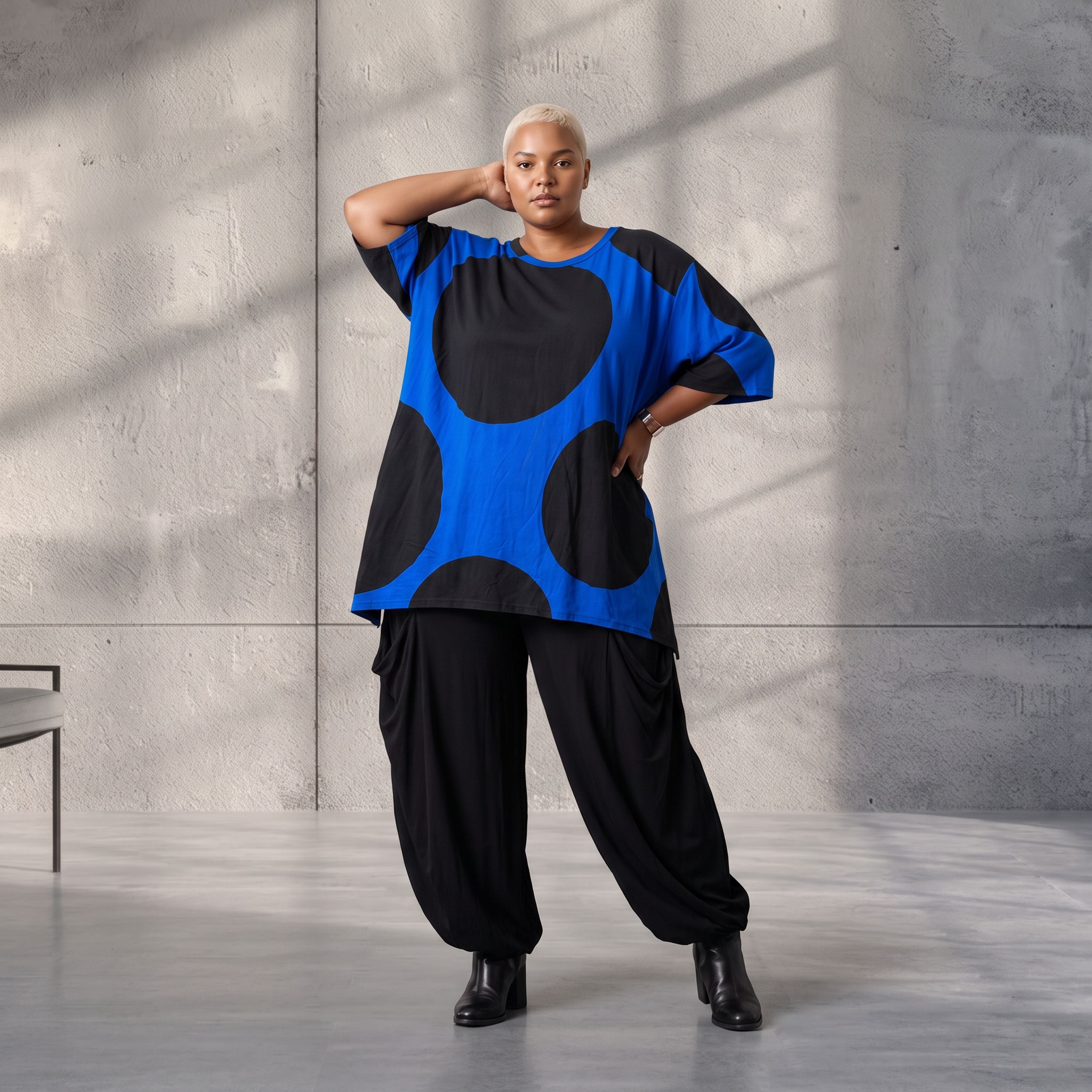 Funky Diva · Shirt · DotsDiva · KD526 · BlueDots