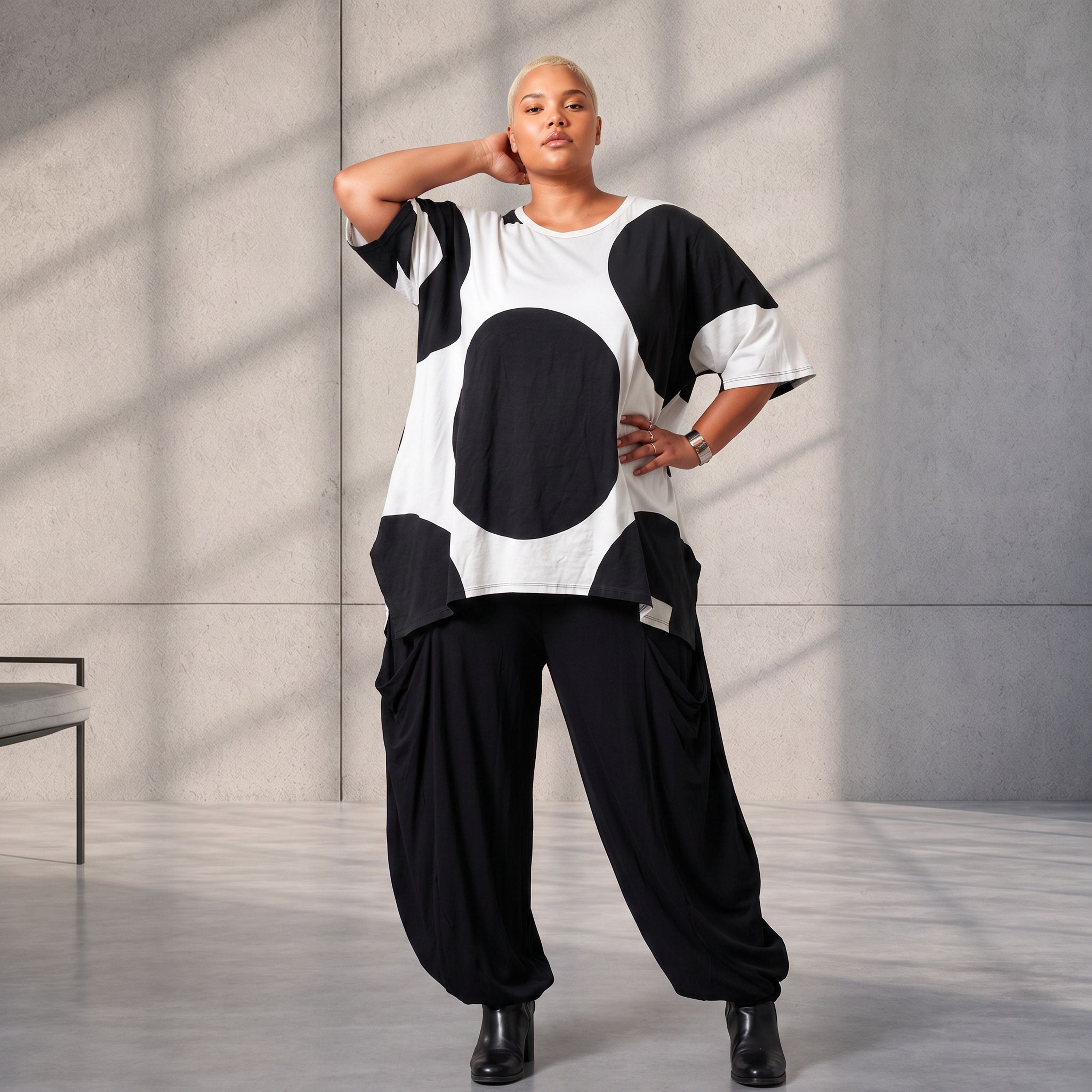Funky Diva · Shirt · DotsDiva · KD526 · WhiteDots