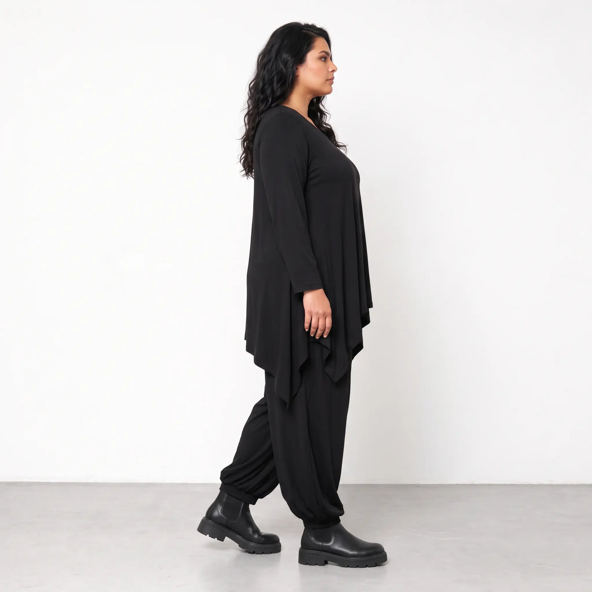 AKH Basics · Hose · Skye · 8067 · Schwarz