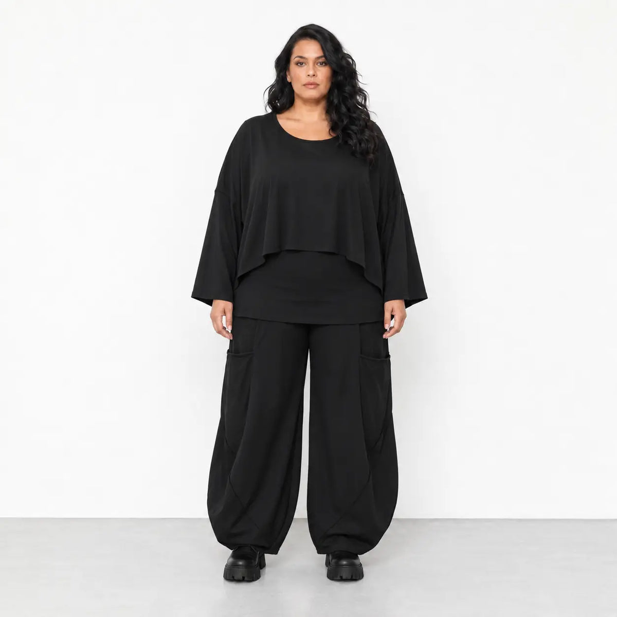AKH Basics · Shirt · Skye · 6048 · Schwarz