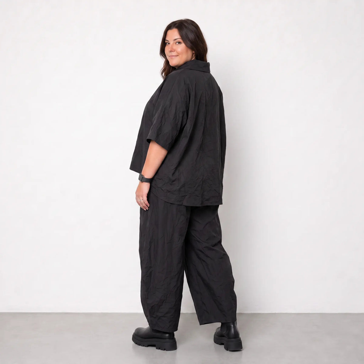 AKH Premium · Bluse · Crushed · 7092 · Black