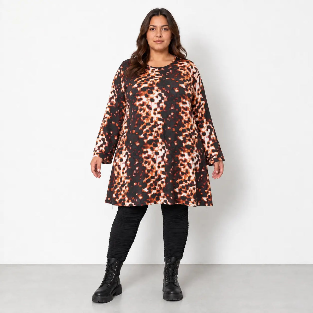 AKH Fashion · Shirt · Arista · 2667 · EmberStains