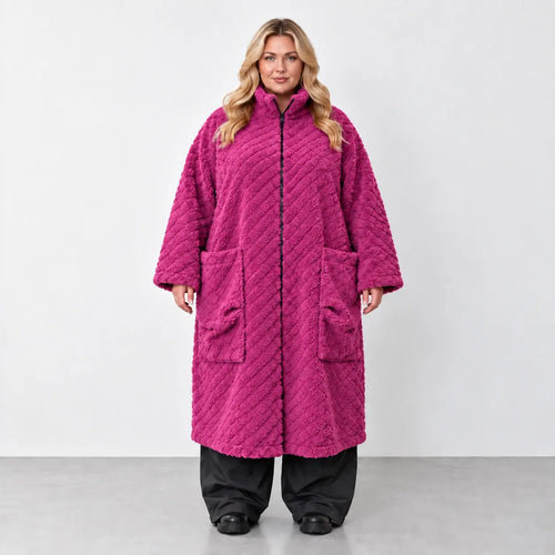 AKH Fashion · Mantel · CuddlySuede · 7153 · BerryCheck