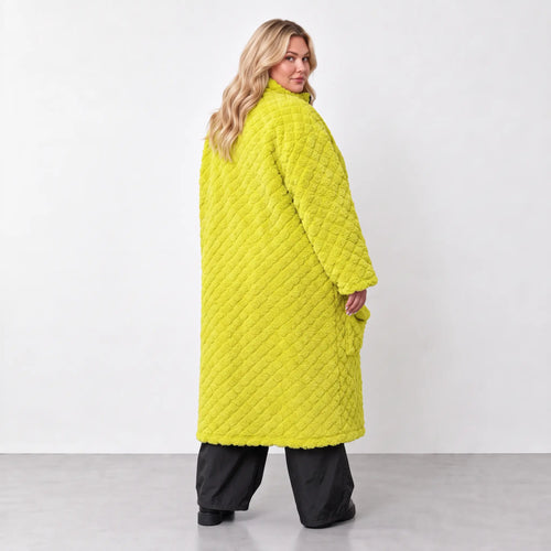 AKH Fashion · Mantel · CuddlySuede · 7153 · LimeCheck