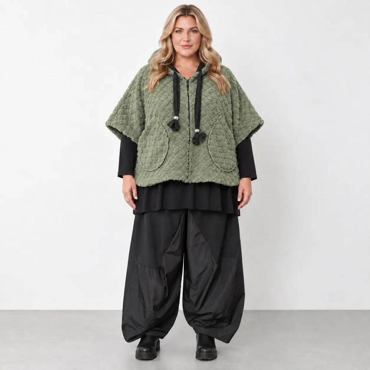 AKH Fashion · Weste · CuddlySuede · 7212 · KhakiCheck