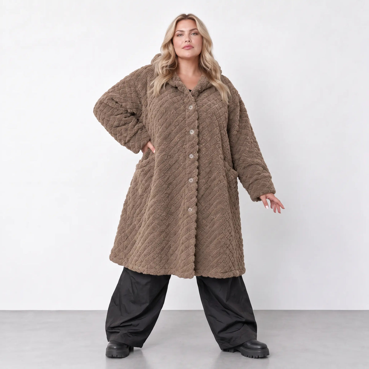 AKH Fashion · Jacke · CuddlySuede · 6660 · ChocoCheck