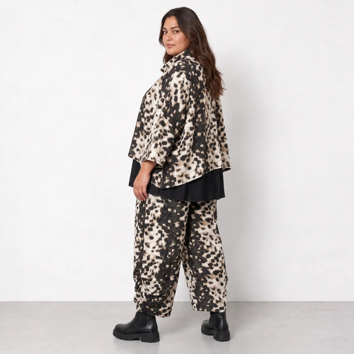 AKH Fashion · Hose · Arista · 8069 · BrownStains