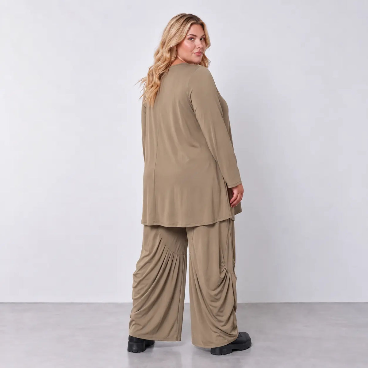 AKH Basics · Shirt · Melody · 1892 · Camel