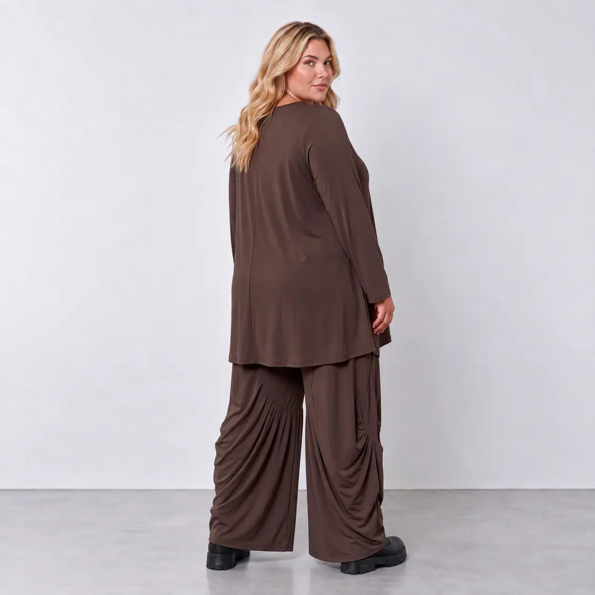 AKH Basics · Shirt · Melody · 1892 · Coffee