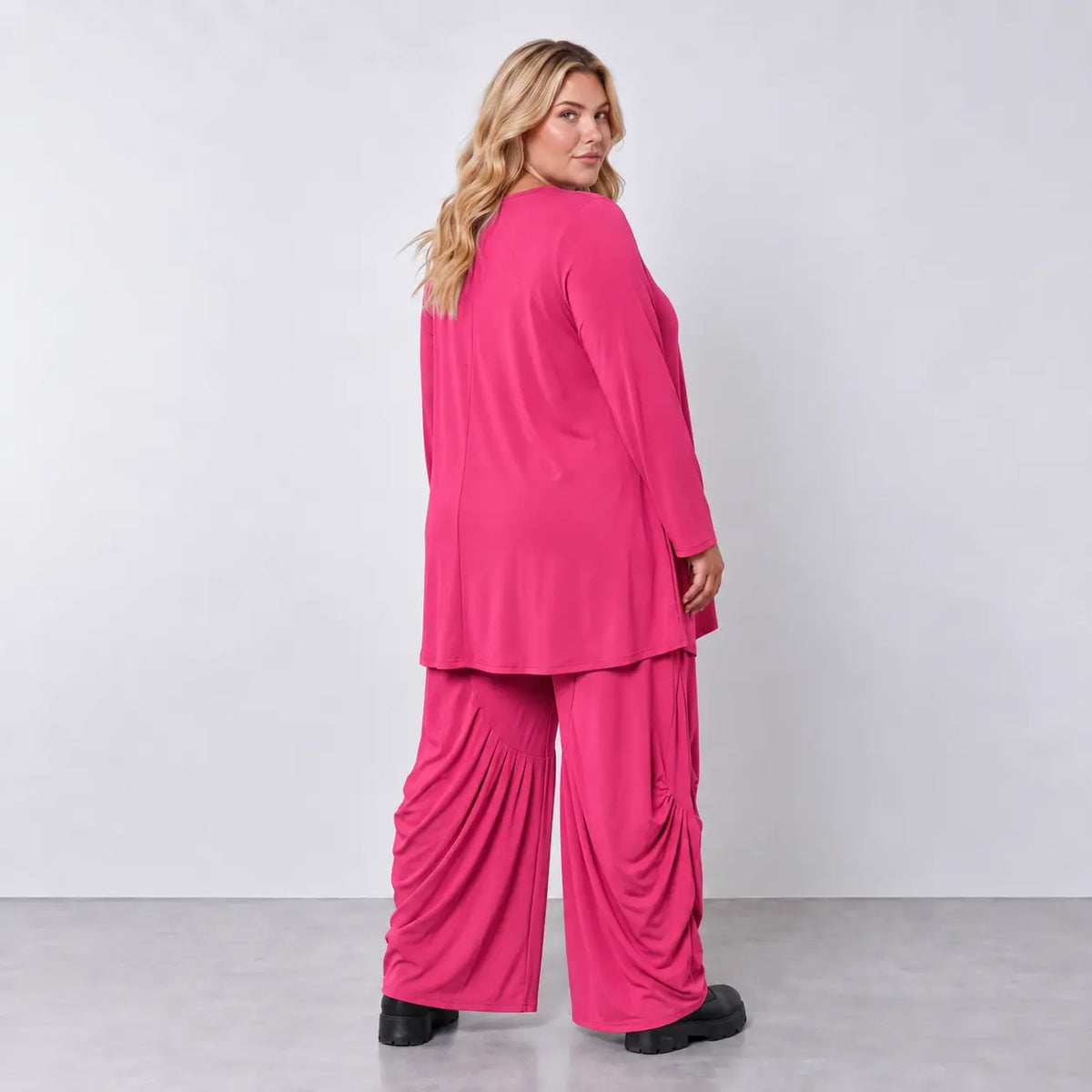 AKH Basics · Shirt · Melody · 1892 · HotPink