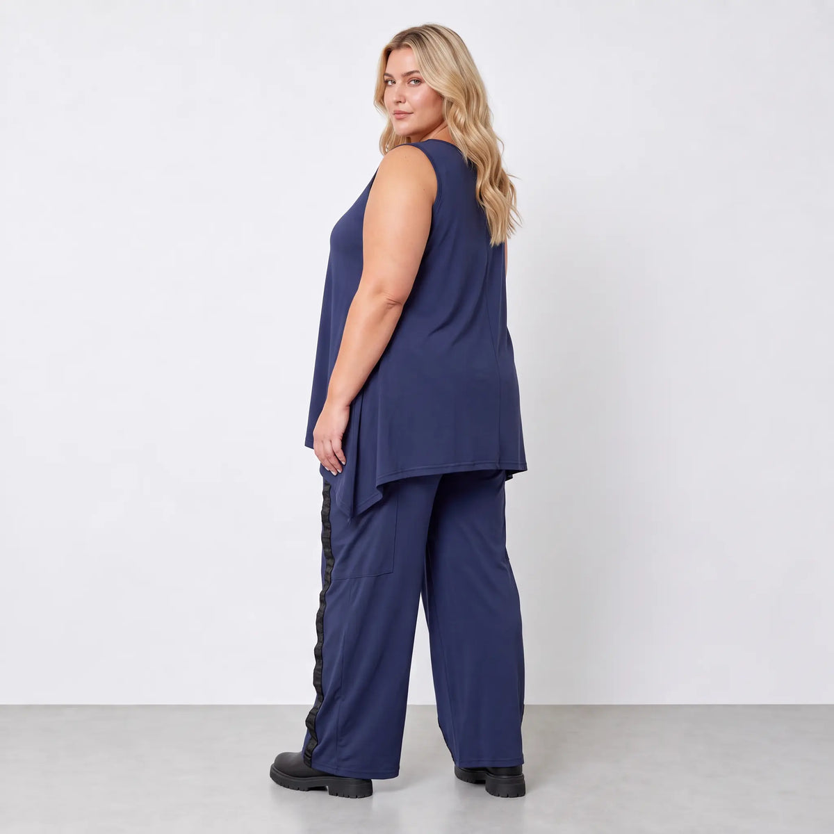 AKH Basics · Hose · Melody · 7282 · DarkNavy