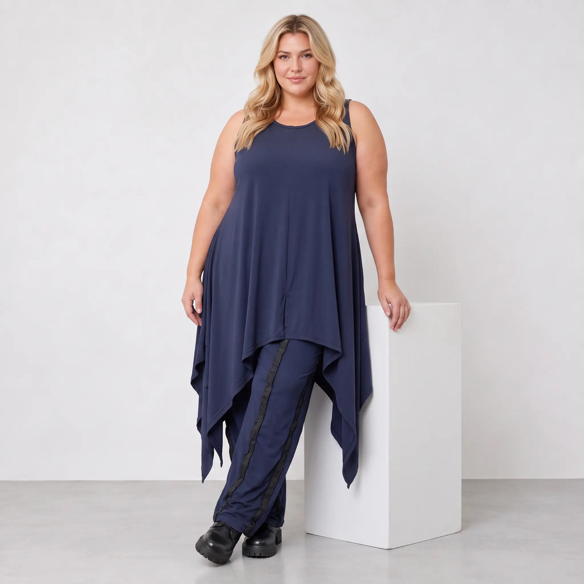AKH Basics · Tunika · Melody · 3067 · DarkNavy
