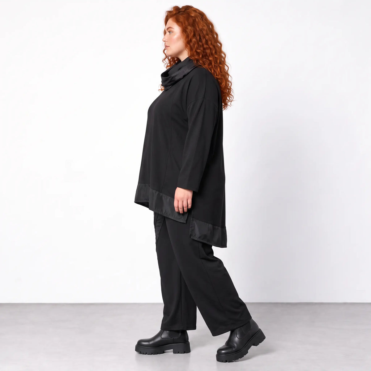 AKH Premium · Hose · Ophelia · 7291 · Black