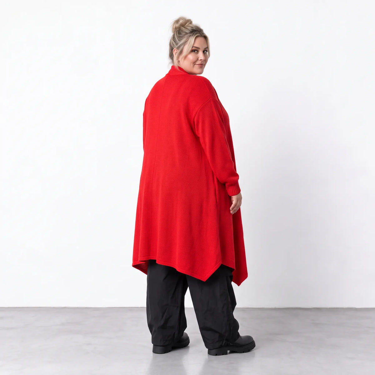 AKH Premium · Cardigan · Warmella · 2636 · CrimsonGlow
