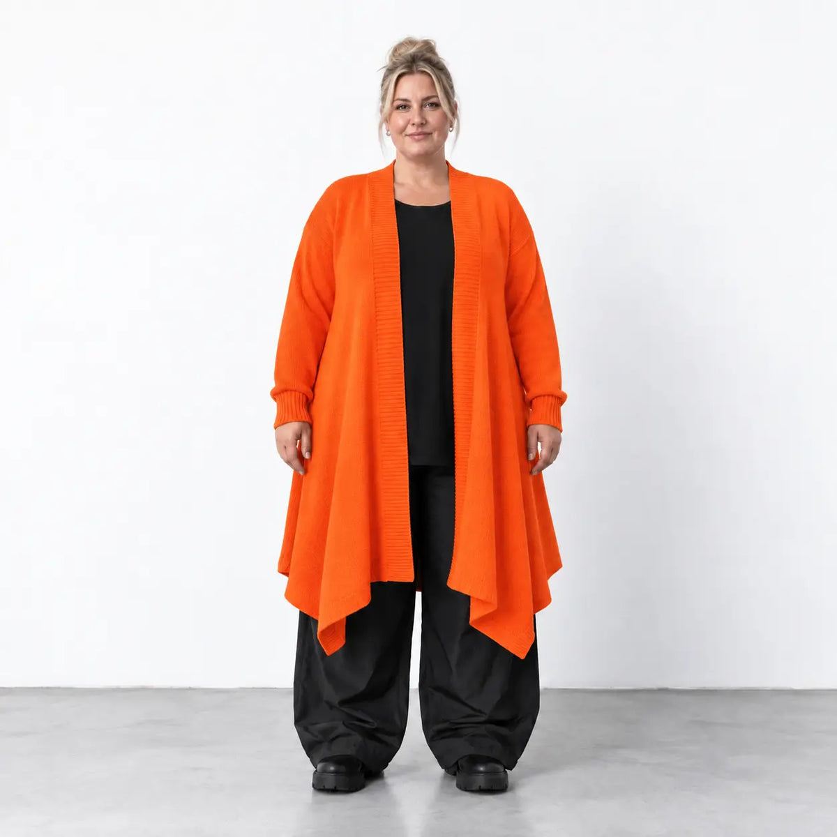 AKH Premium · Cardigan · Warmella · 2636 · Orange