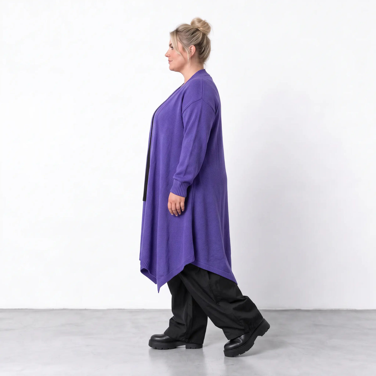 AKH Premium · Cardigan · Warmella · 2636 · Purple