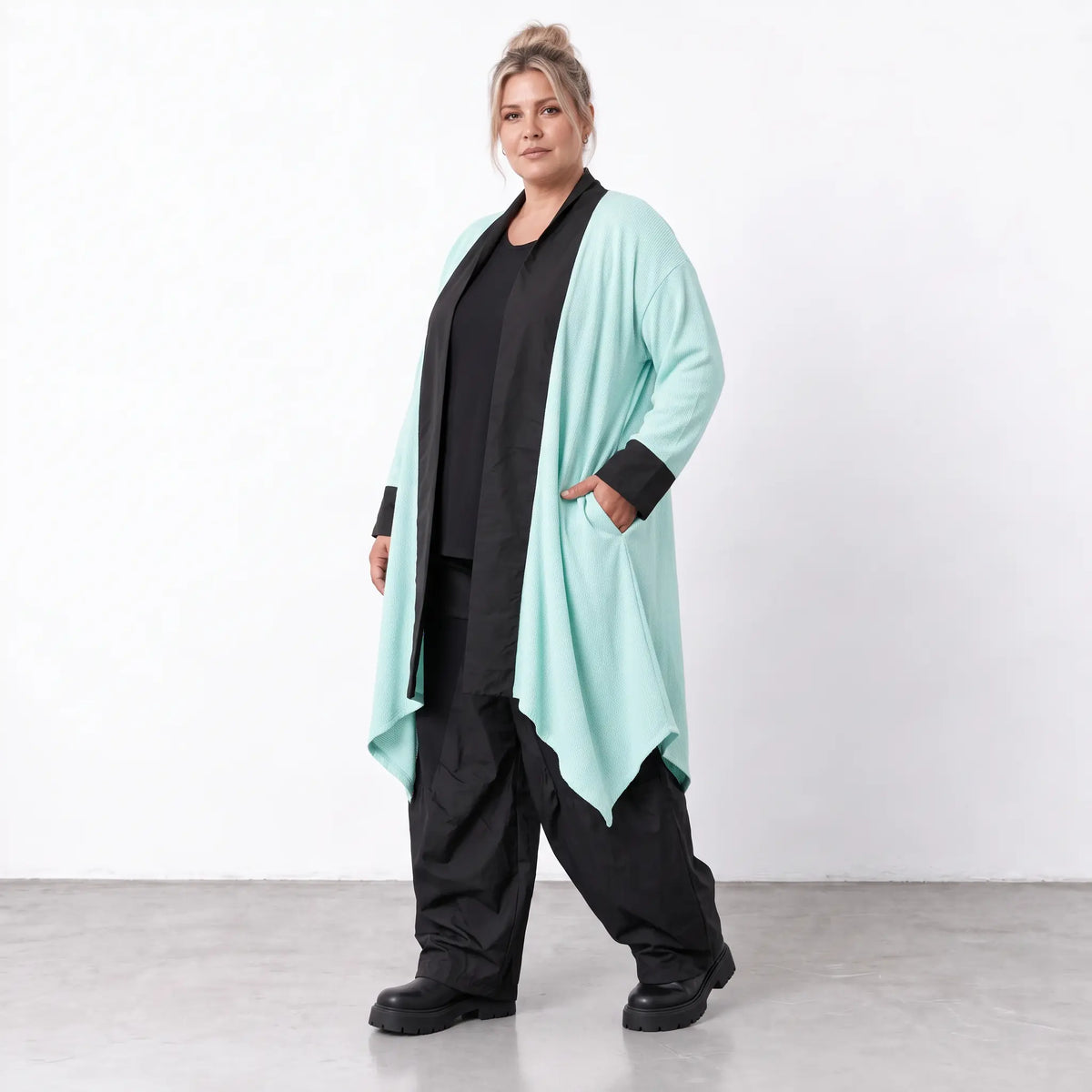AKH Premium · Cardigan · Warmella · 2637 · Mint