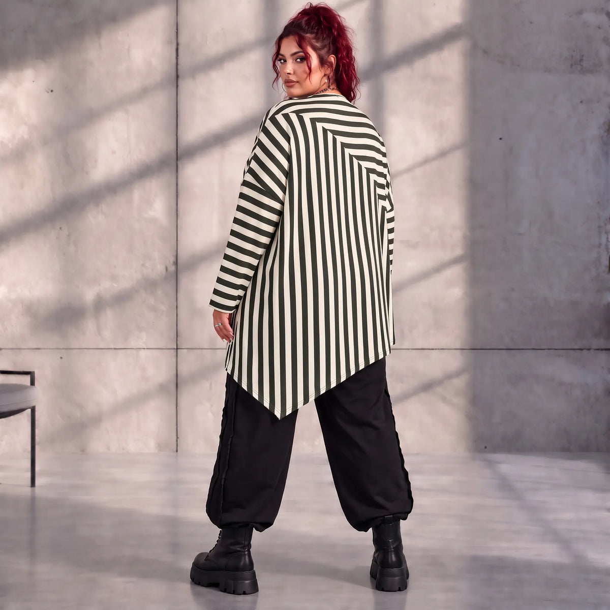Funky Diva · Shirt · VibeDiva · K225D · DuoGreen
