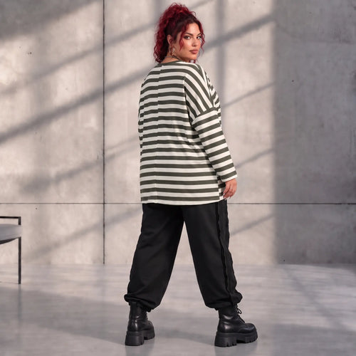 Funky Diva · Shirt · VibeDiva · K666D · DuoGreen