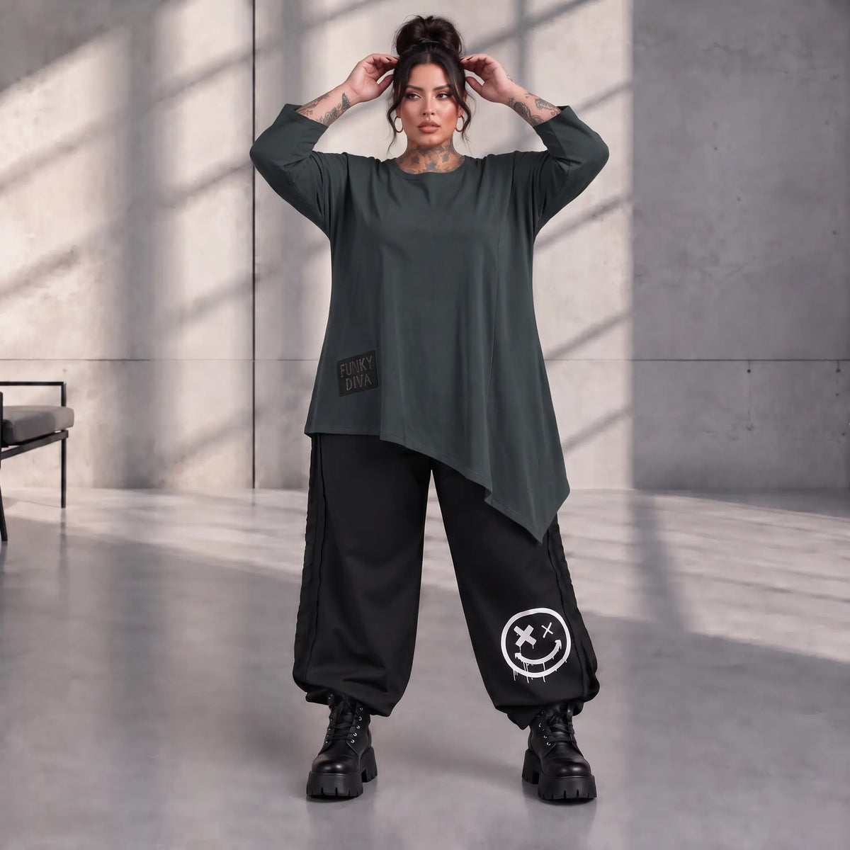 Funky Diva · Shirt · EasyDiva · K225D · OxyBlack
