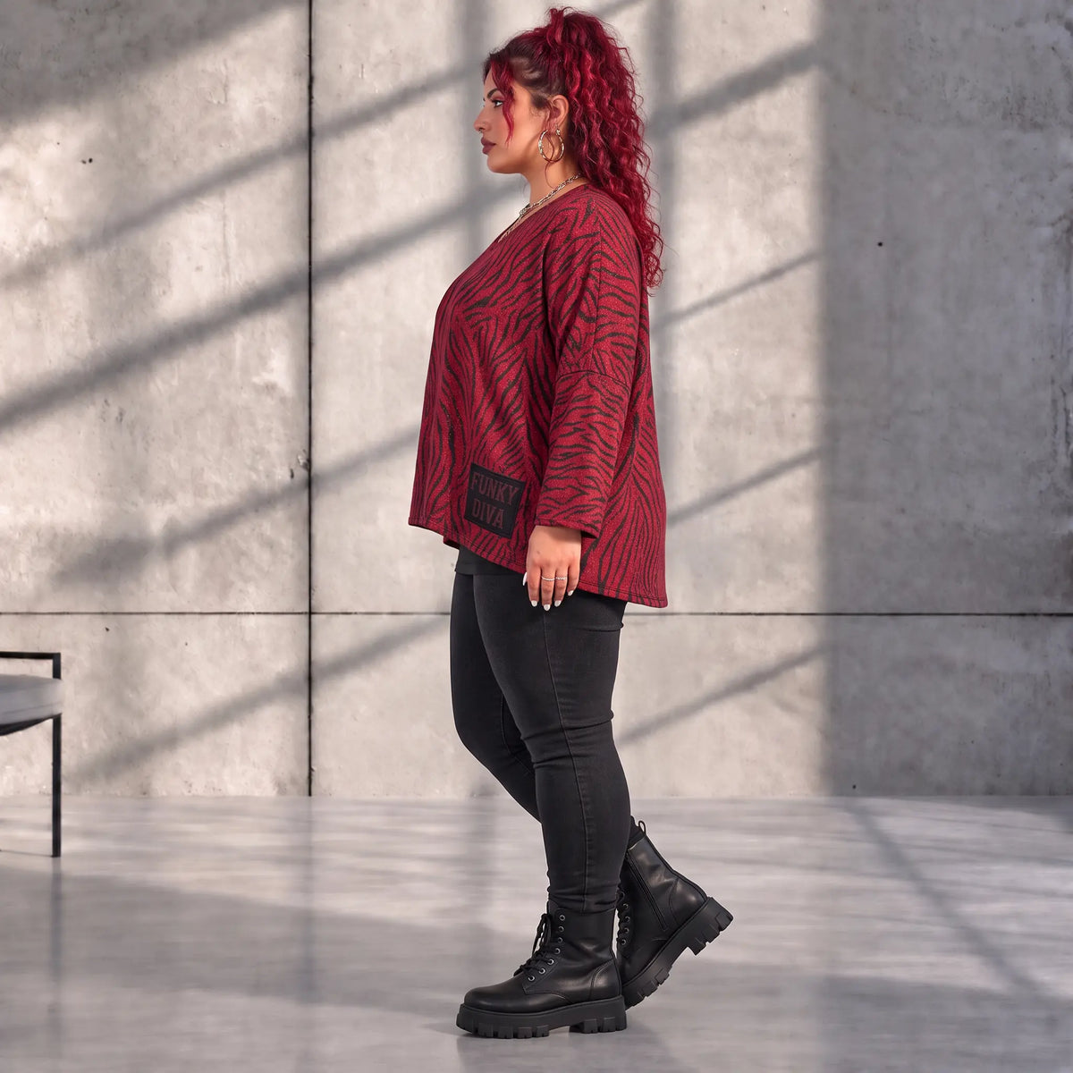 Funky Diva · Shirt · ZebraDiva · T900 · WineBlack