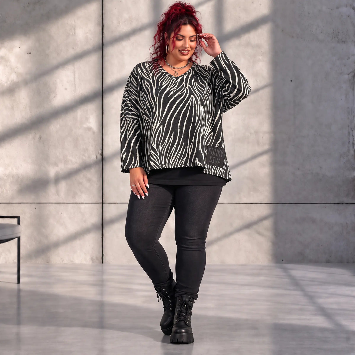 Funky Diva · Shirt · ZebraDiva · T900 · BlackWhite