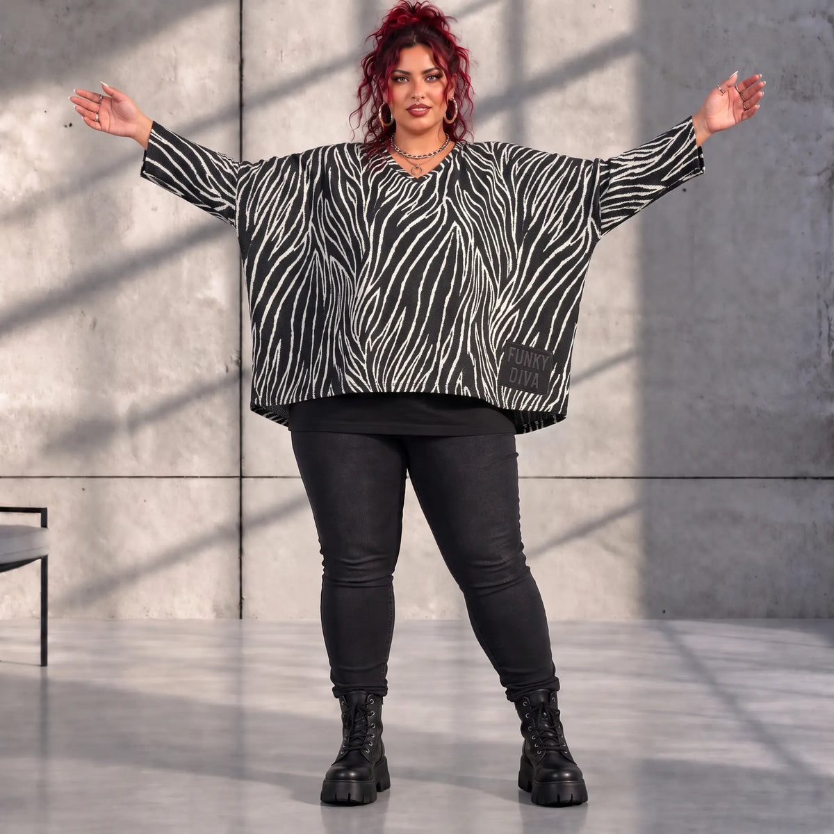 Funky Diva · Shirt · ZebraDiva · T900 · BlackWhite