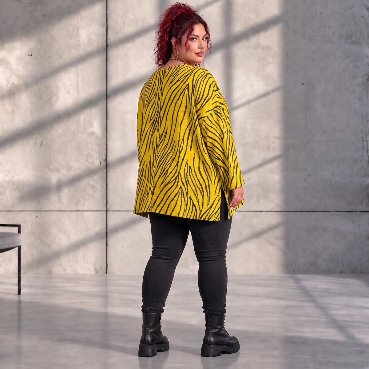 Funky Diva · Shirt · ZebraDiva · T200 · BlackYellow