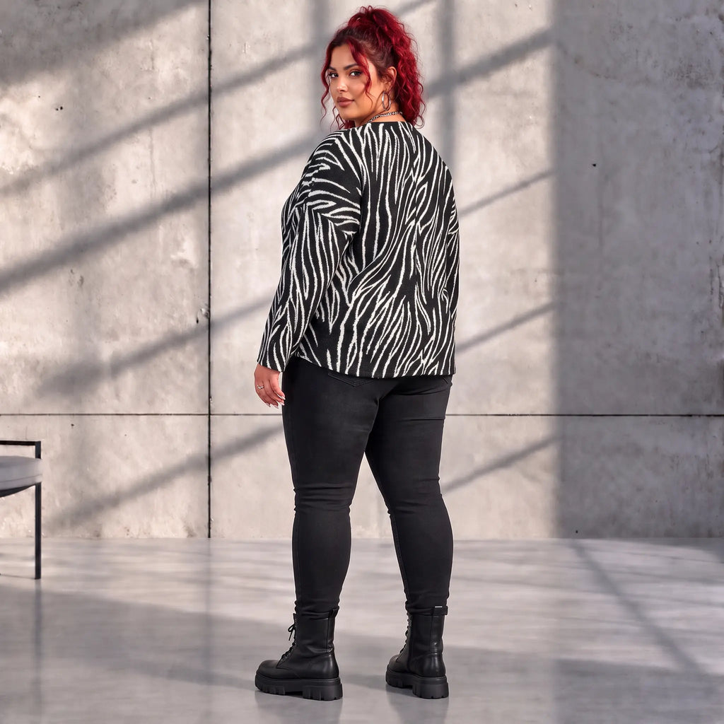 Funky Diva · Shirt · ZebraDiva · T555 · BlackWhite