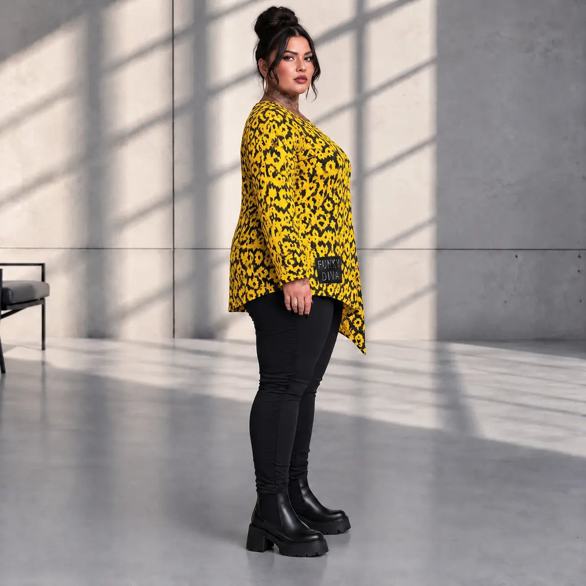Funky Diva · Shirt · CoolDiva · C456 · YellowBlack