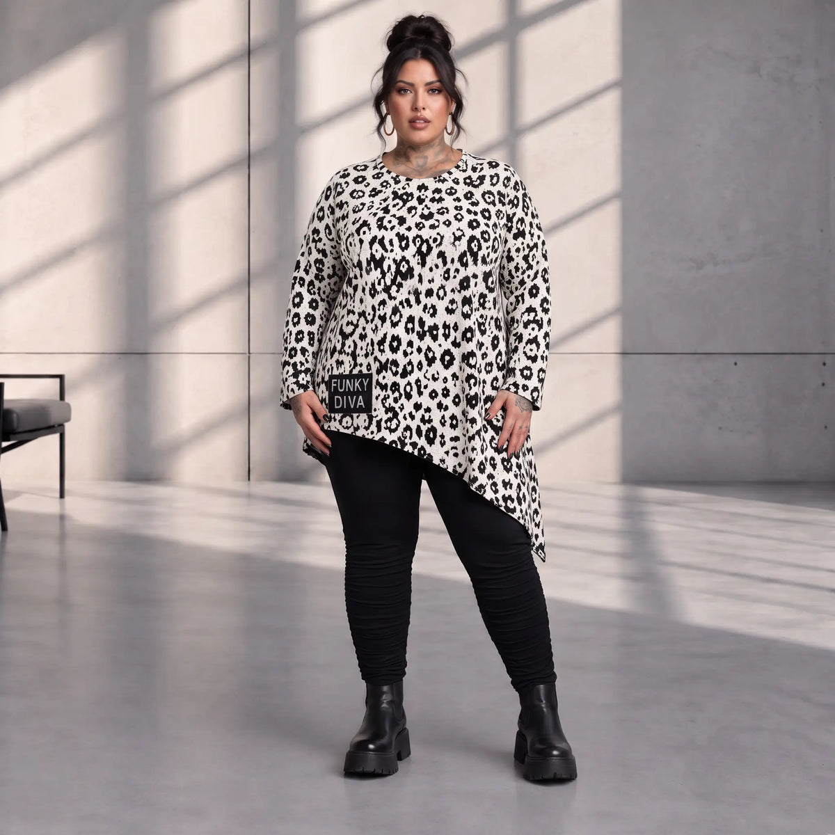 Funky Diva · Shirt · CoolDiva · C456 · WhiteBlack