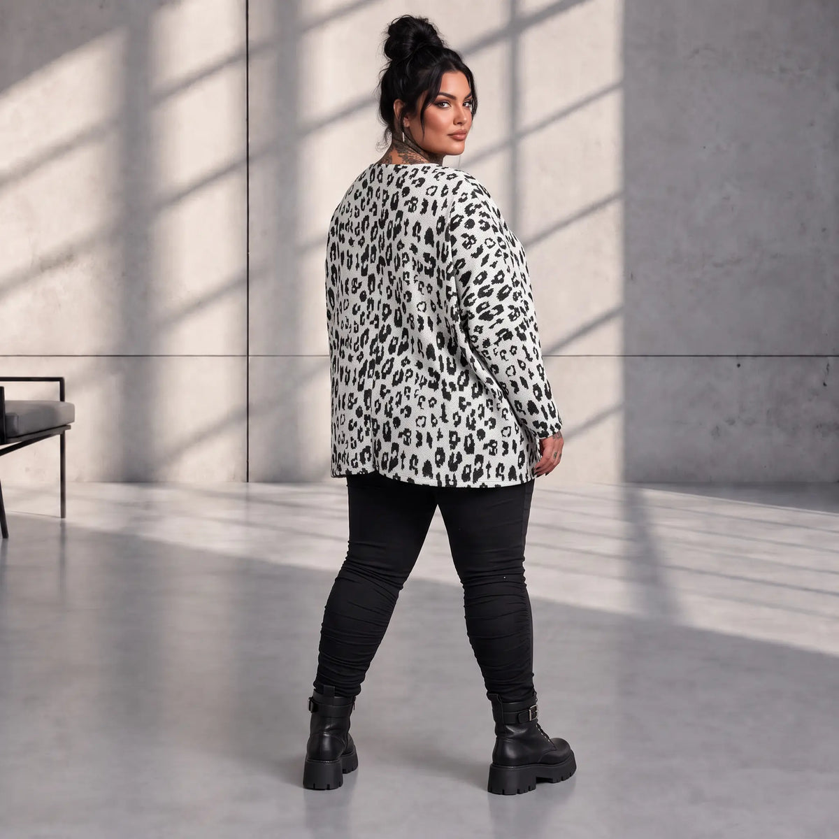 Funky Diva · Shirt · CoolDiva · C267 · WhiteBlack