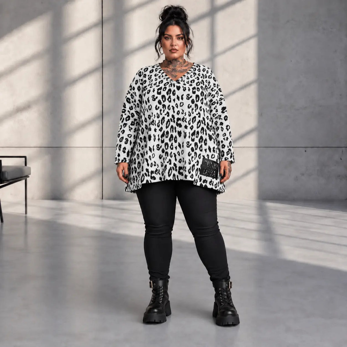 Funky Diva · Shirt · CoolDiva · C267 · WhiteBlack