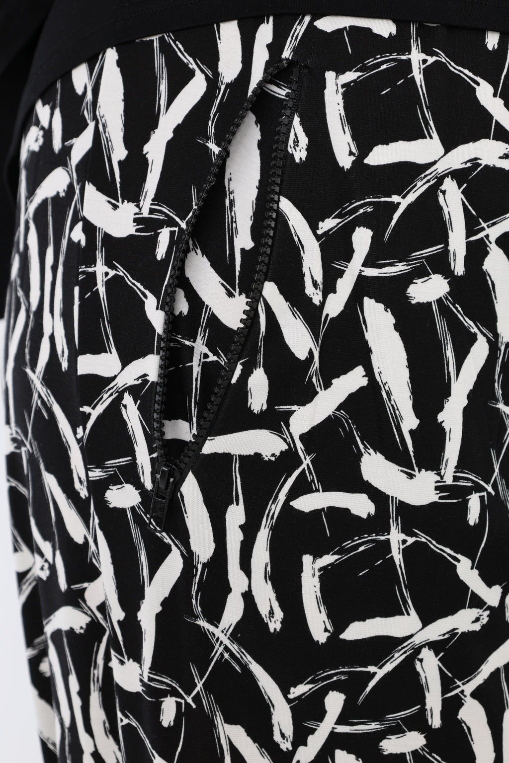 AKH Fashion 7183 Trousers, Black and White