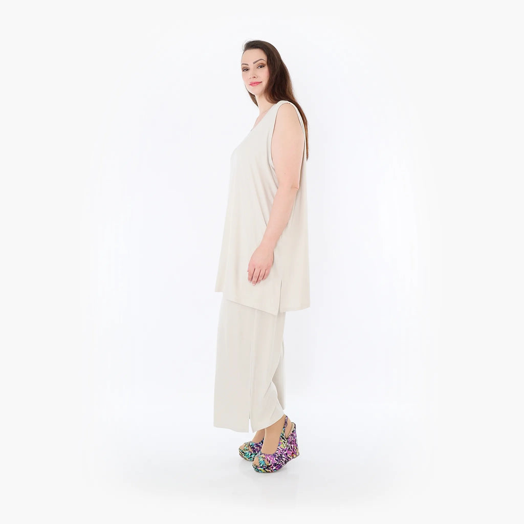 AKH Fashion 225 Trousers, Beige