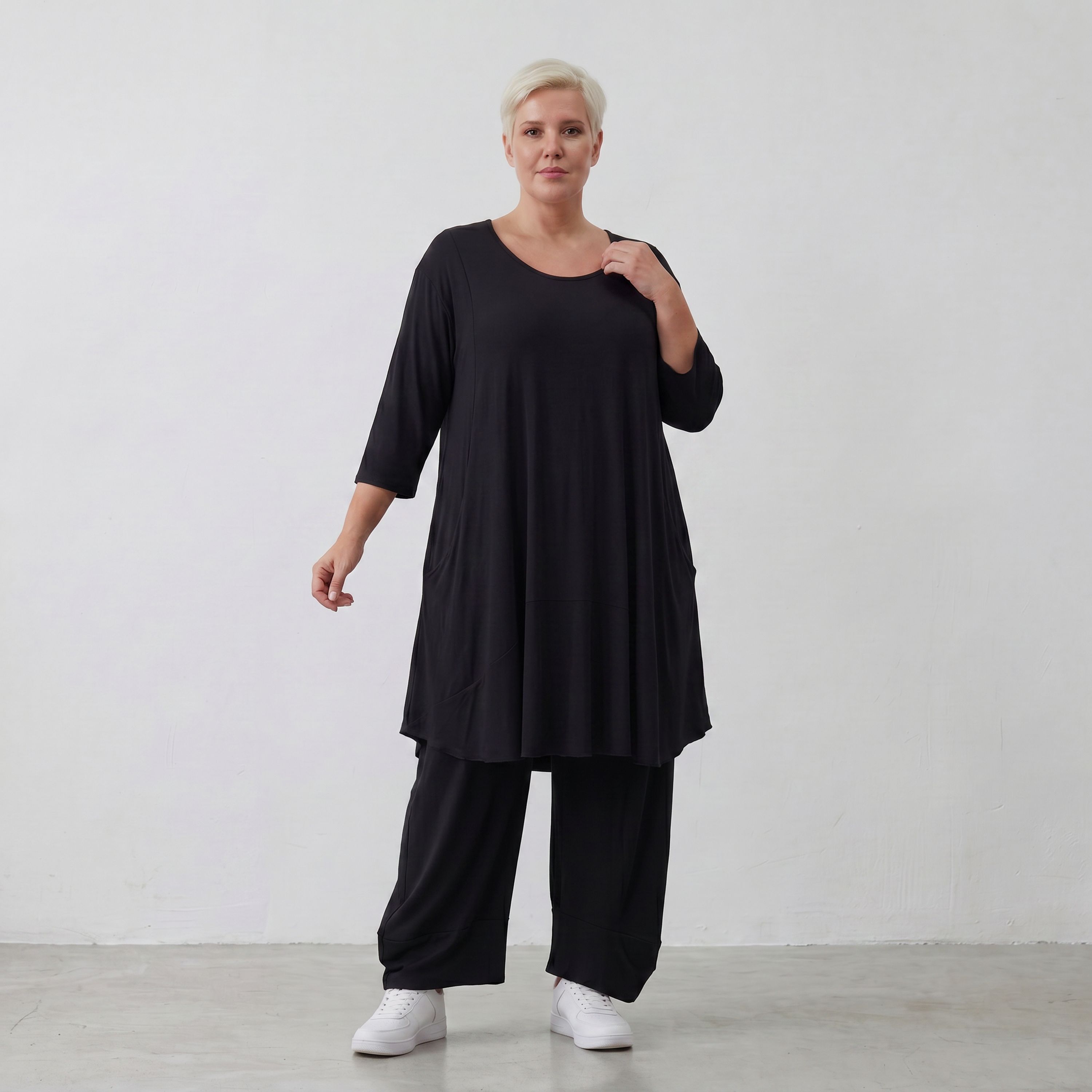 AKH Basics · Hose · Skye · 0809 · Black