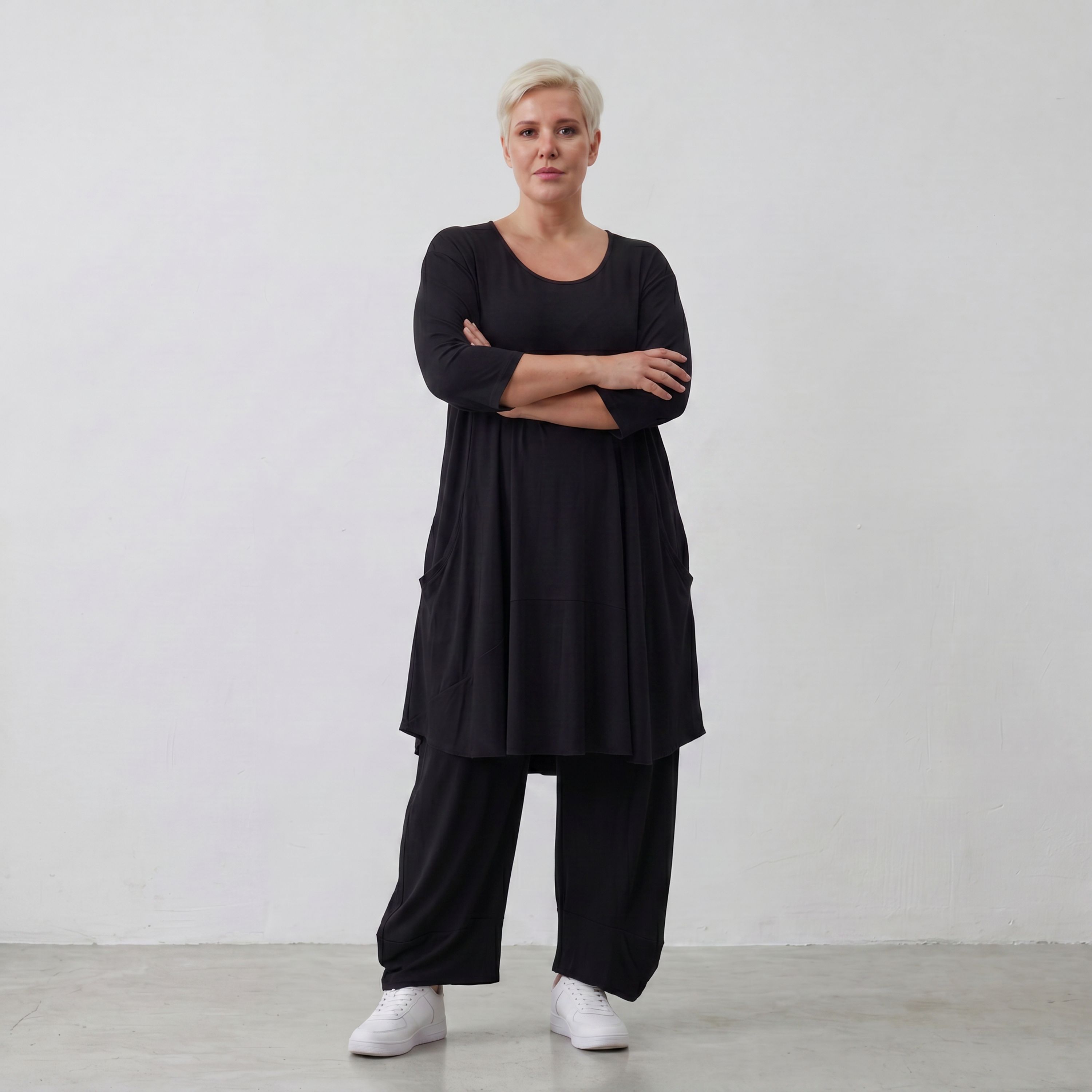 AKH Basics · Hose · Skye · 0809 · Black