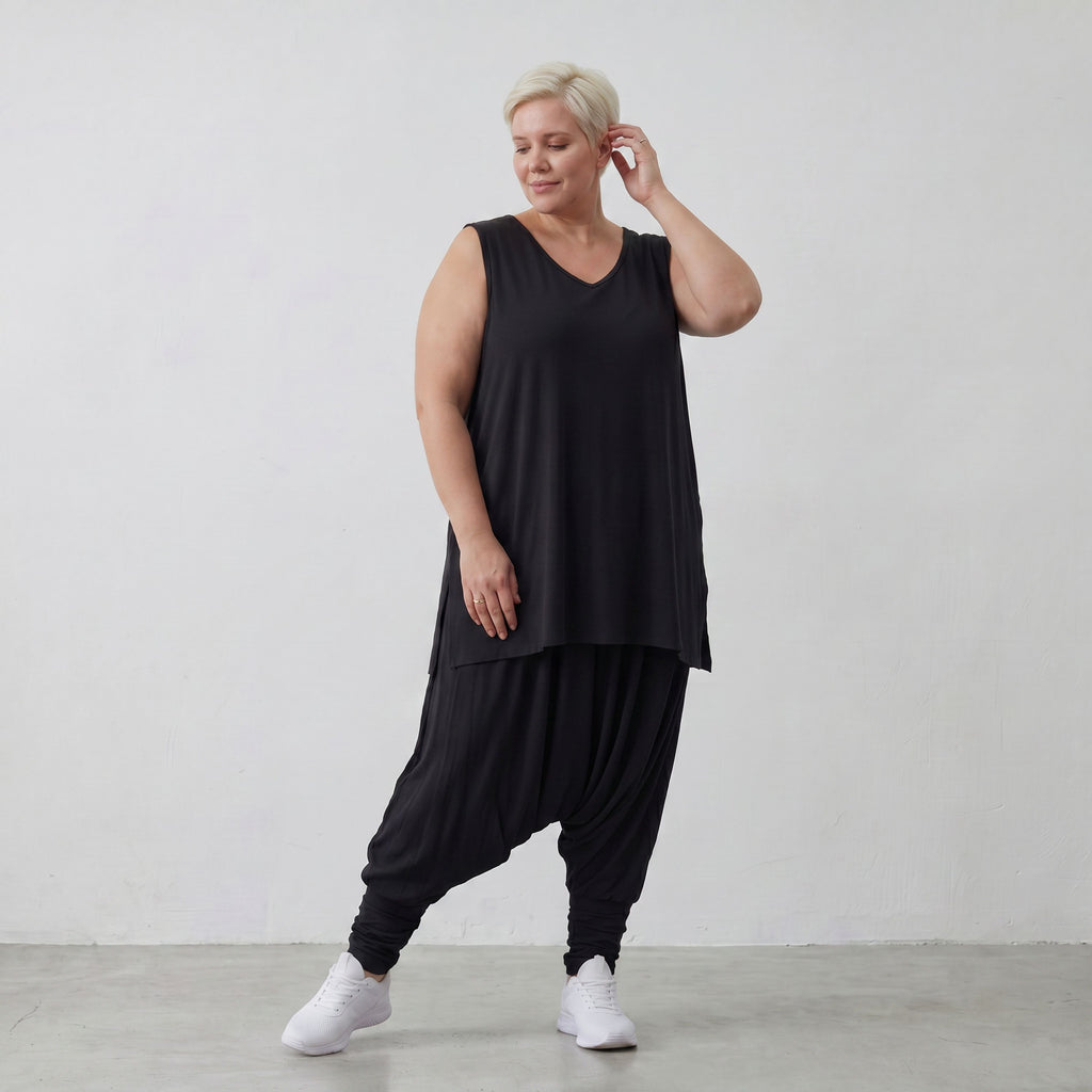 AKH Basics · Hose · Skye · 142 · Schwarz