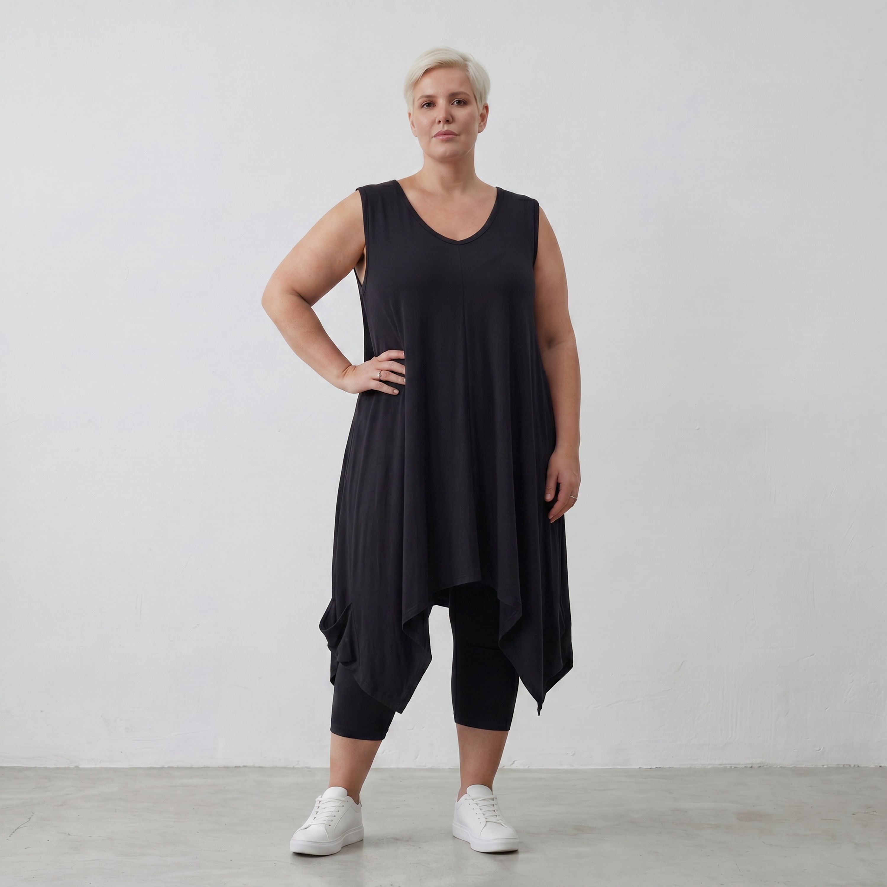AKH Basics · Top · Skye · 3015 · Black
