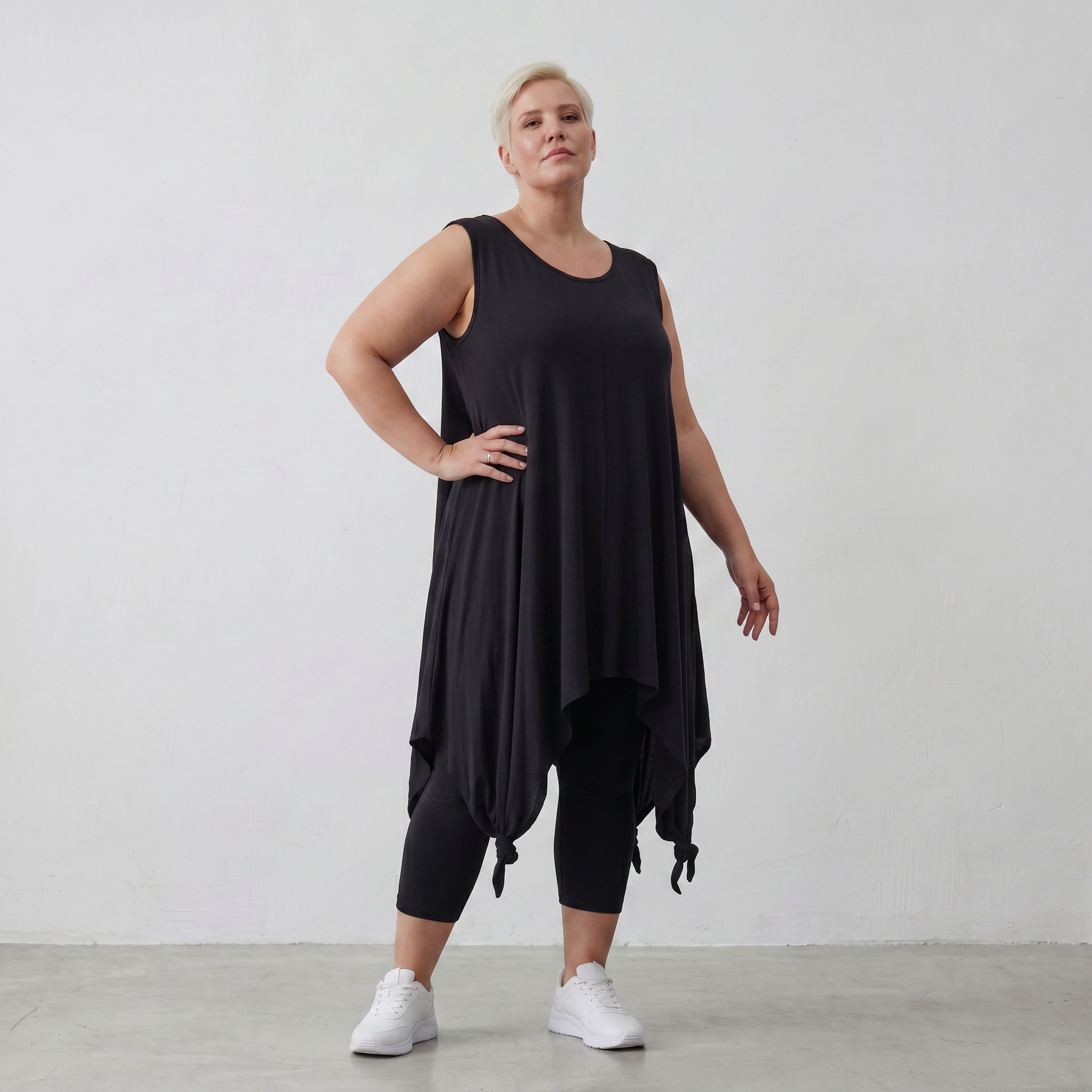 AKH Basics · Tunika · Skye · 3067 · Black