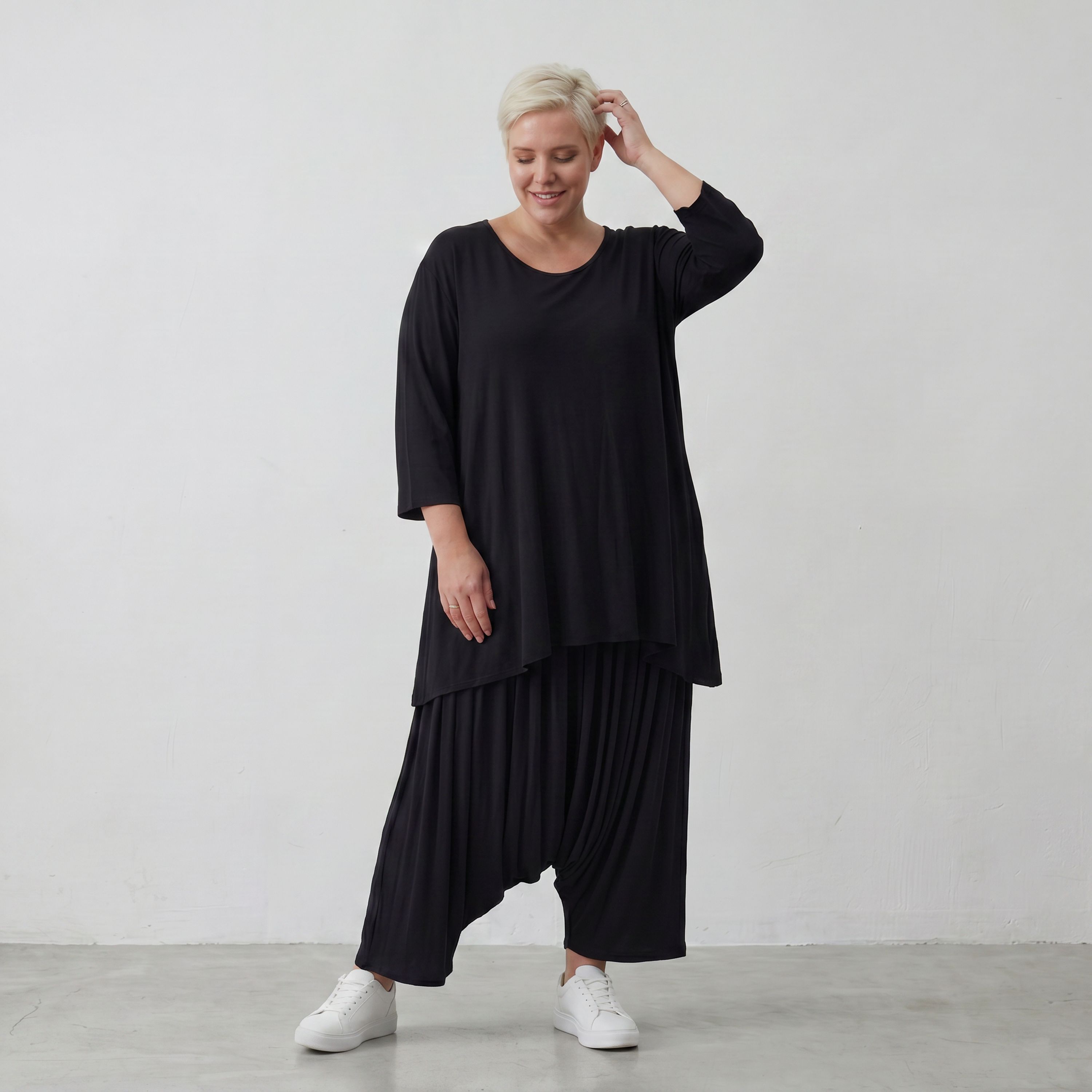 AKH Basics · Rock · Skye · 6944 · Schwarz