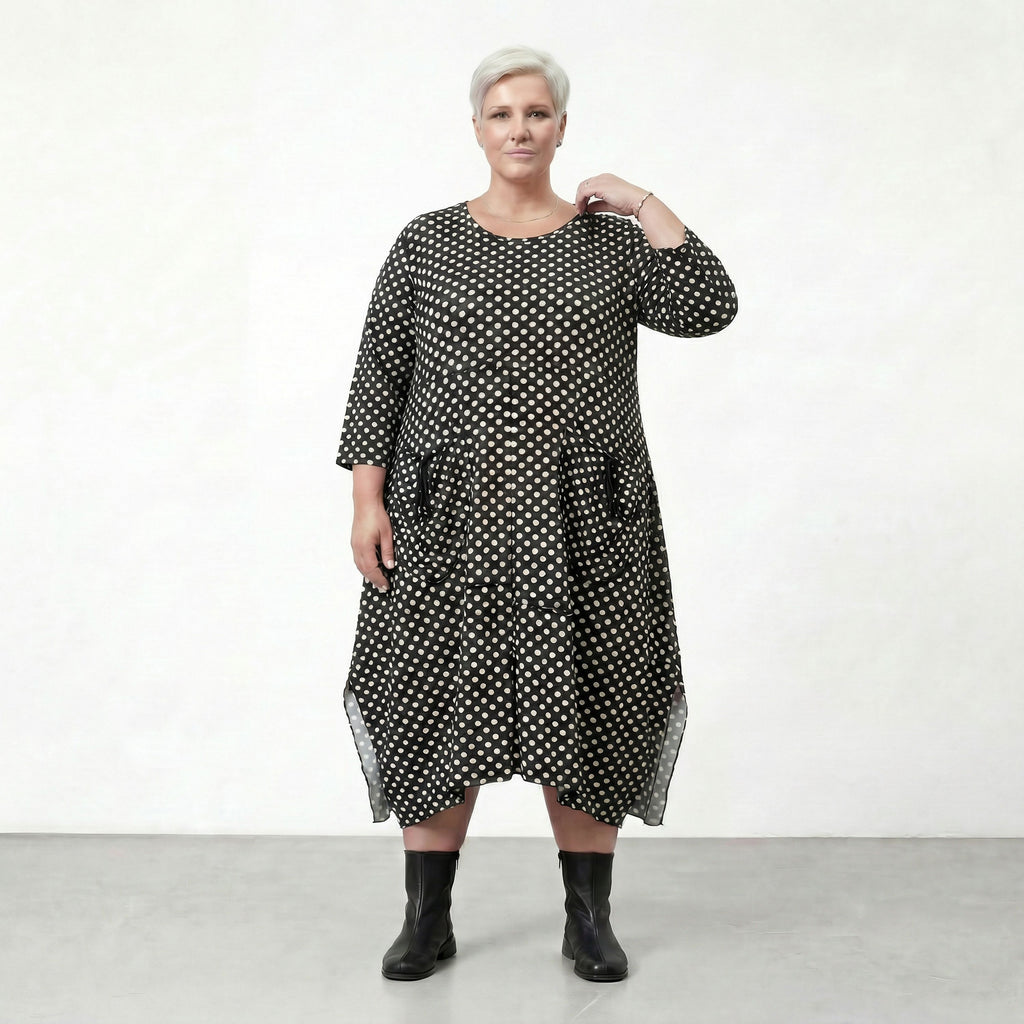 Robe AKH 6025, noire et blanche