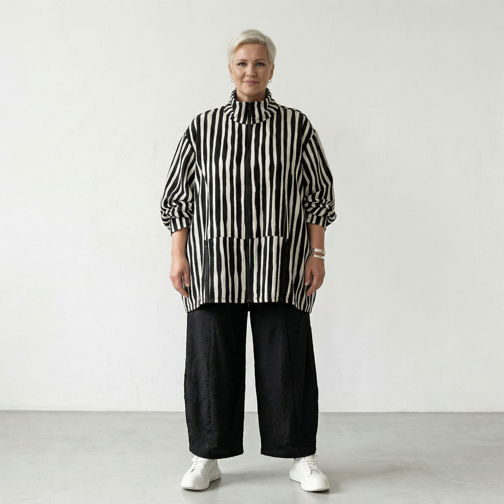 AKH 6927 Trousers, Black