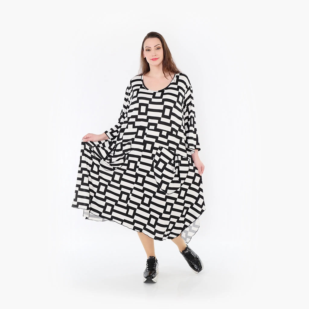 AKH 6025 Dress, White-Black